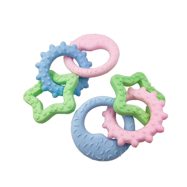 El nuevo juguete del animal doméstico del sabor de la leche del color del caramelo del fabricante TPR espuma sol Luna estrella mordedura-juguete molar resistente del perro del entrenamiento