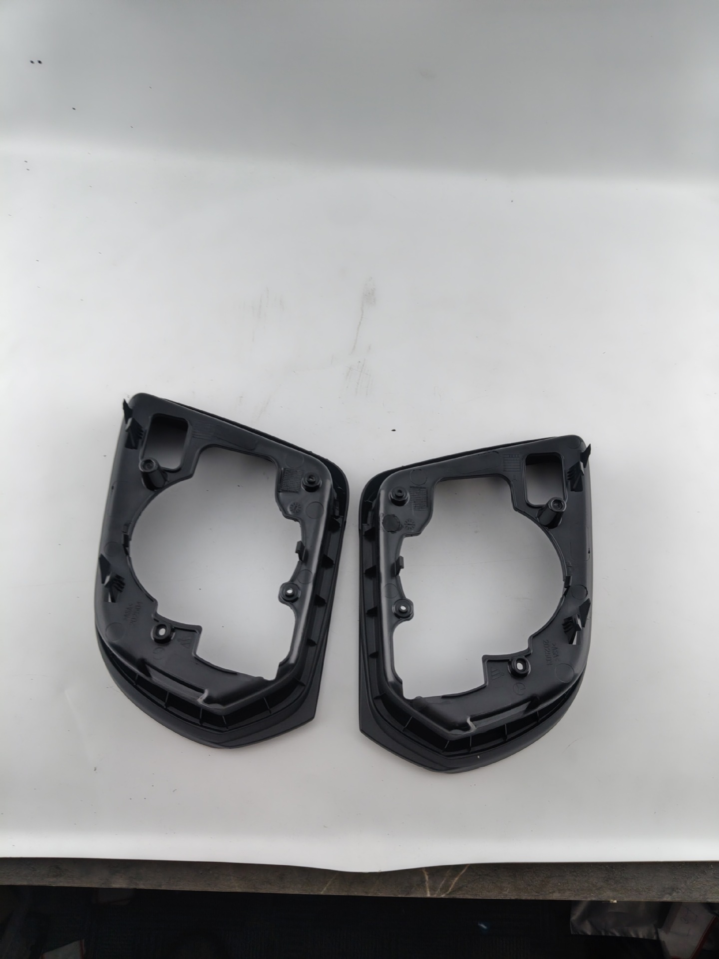 Suitable for Vito W447W448 Rearview Mirror Housing, Mercedes V260 Rearview Mirror Lens, Turn Signal Mirror Frame Lower Cover