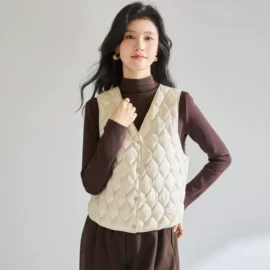 连衣裙;女式毛呢外套;其他短外套