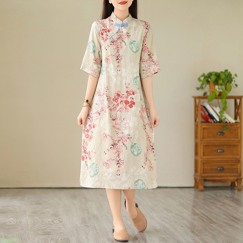 Summer retro elegant dress