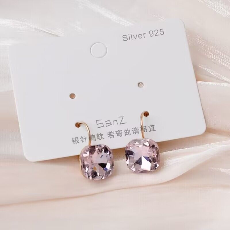 Fashion Square Alloy Inlay Rhinestones Women's Earrings 1 Pair display picture 4