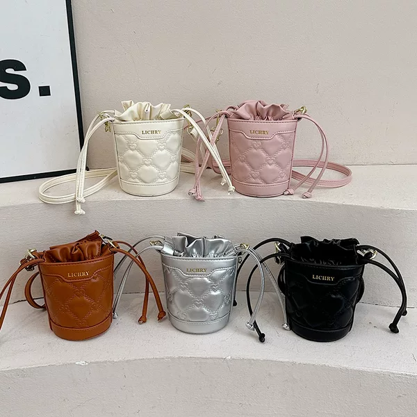 Cross-border embroidered letter handbag, women's mini stylish and unique luxury shoulder bag, crossbody bag, children's bag