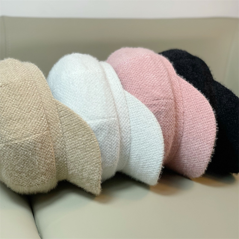 European and American Trendy New Chenille Octagonal Hat Duck Tongue Hat Women's Versatile Autumn and Winter Hat Warm Solid Color Pumpkin Beret_voghion.com