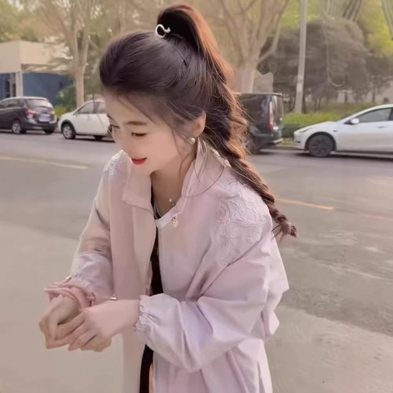 European-Style Stand-Collar Embroidered Short Jacket for Women, 2026 Spring New Style, Loose Fit, Slimming, Fashionable, Versatile Baseball Jacket Trend