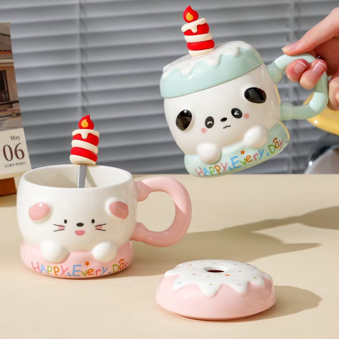 Regalos de cumpleaños para chicas pastel taza con cubierta cucharas de cerámica de oficina taza de agua de alto valor