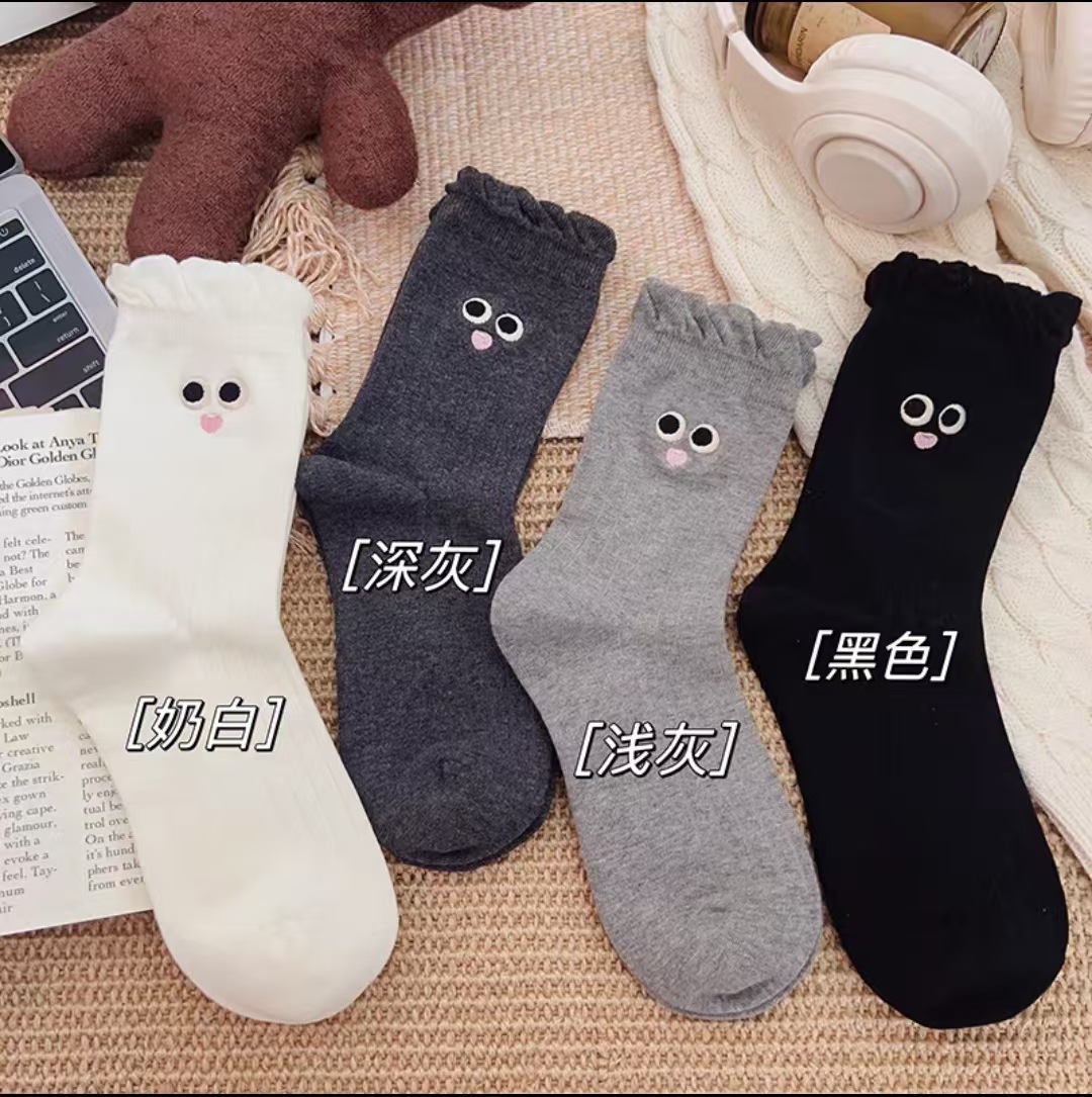 可愛眼睛泡泡口襪子女中筒襪ins潮純棉夏季薄款日系卡通春秋長襪