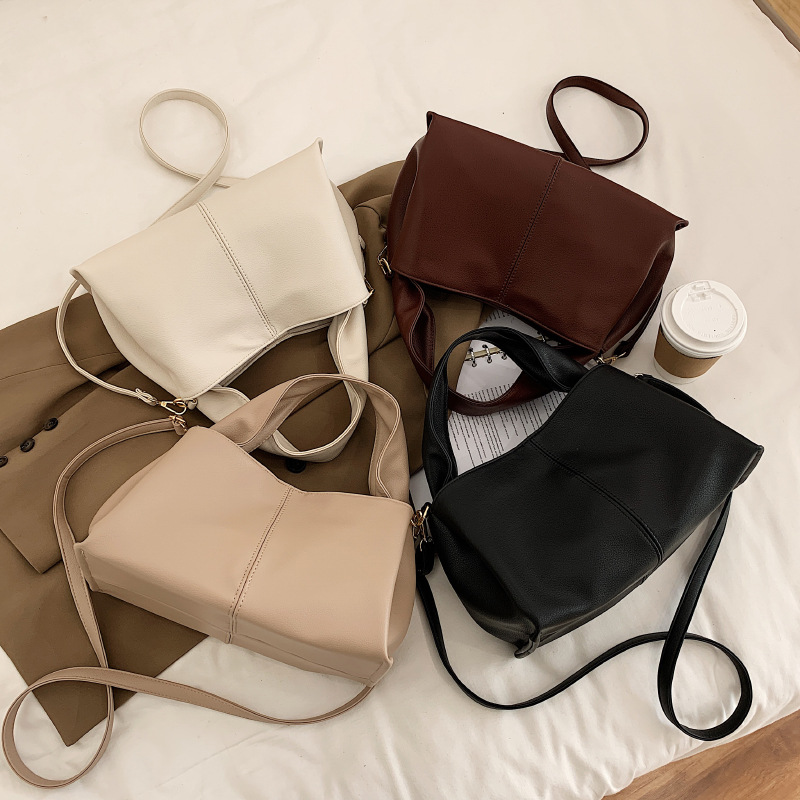 Borsa a spalla donna cloud dumpling stile francese elegante_voghion.com