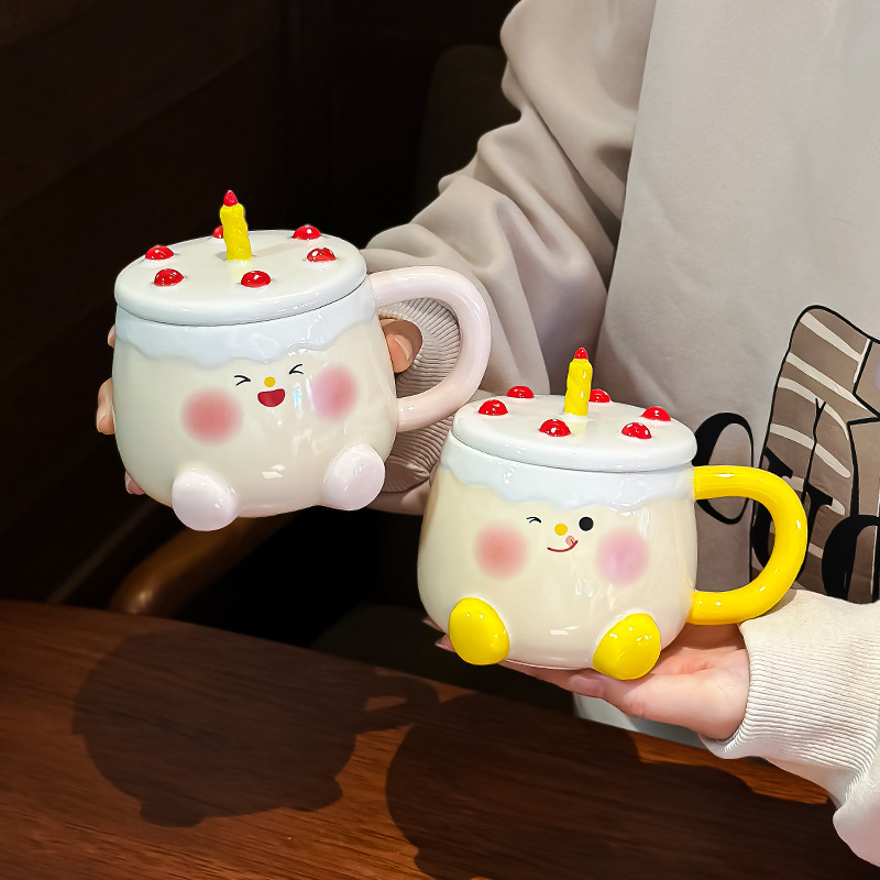 Regalos de cumpleaños de tazas de cerámica de alto valor facial, tazas de agua para la novia, regalos creativos para el hogar, tazas lindas