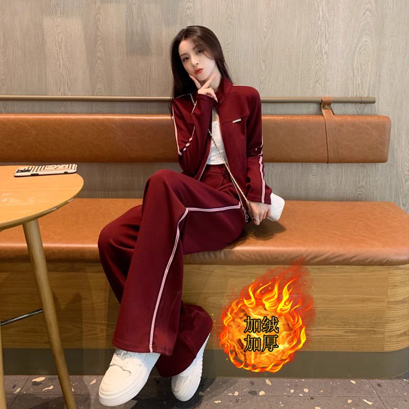 Angora red (velvet and thickened)