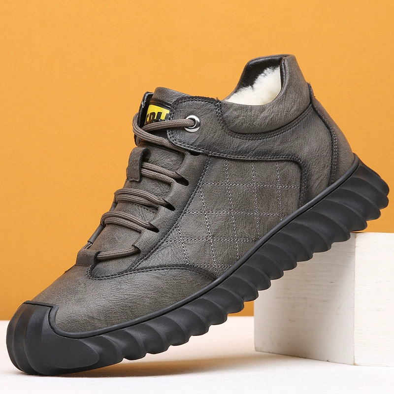 Новые мужские зимние кожаные ботинки 2025 года с плюшевой подкладкой, утолщенные, теплые, защита от холода, нескользящие, для активного отдыха, повседневные кожаные туфли, мужские хлопковые ботинки