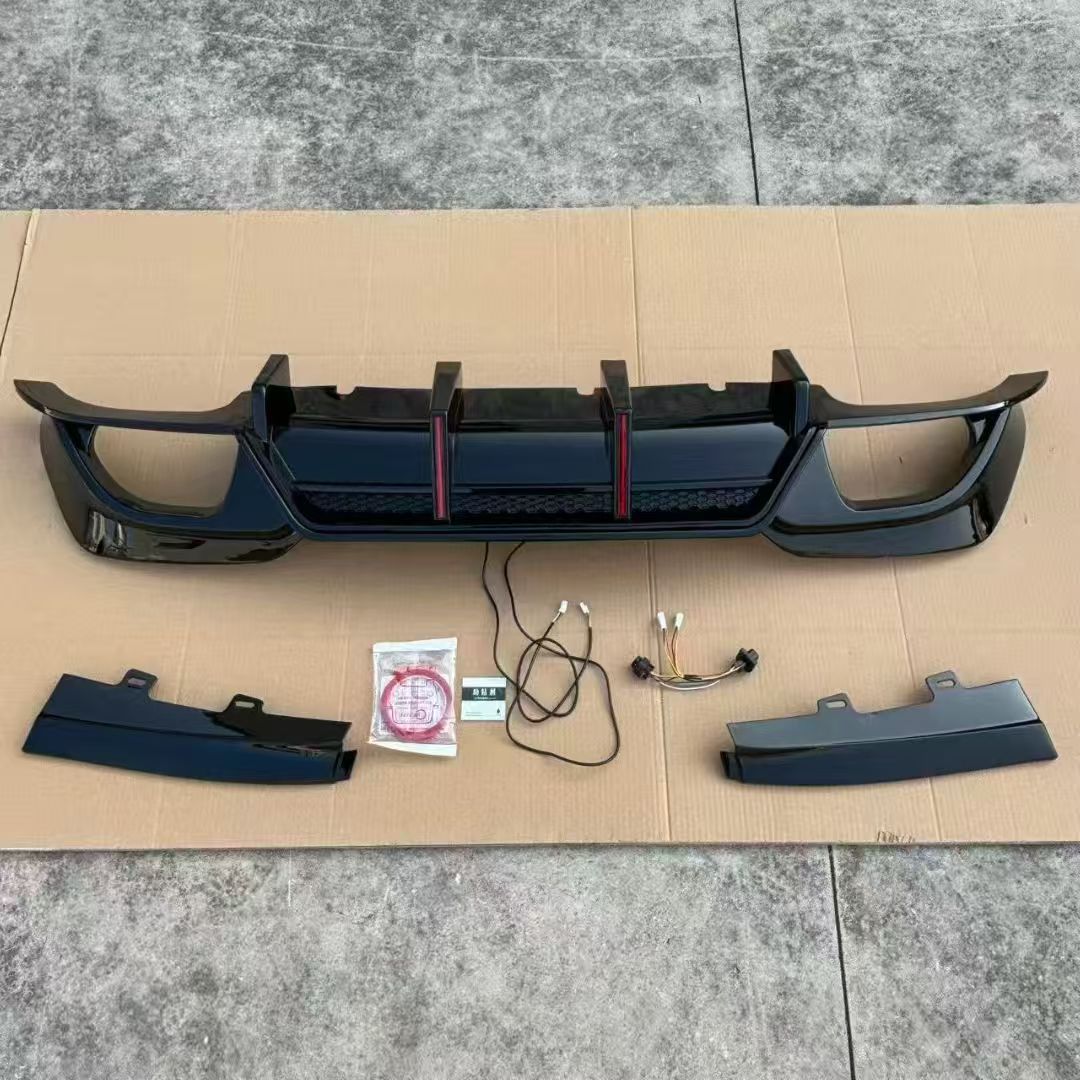 19+ Bmw 3 Series G20 G28 Rear Lip with Lights, Rear Diffuser with Dual Vertical Light Bars, Modified Body Kit Rear Bumper