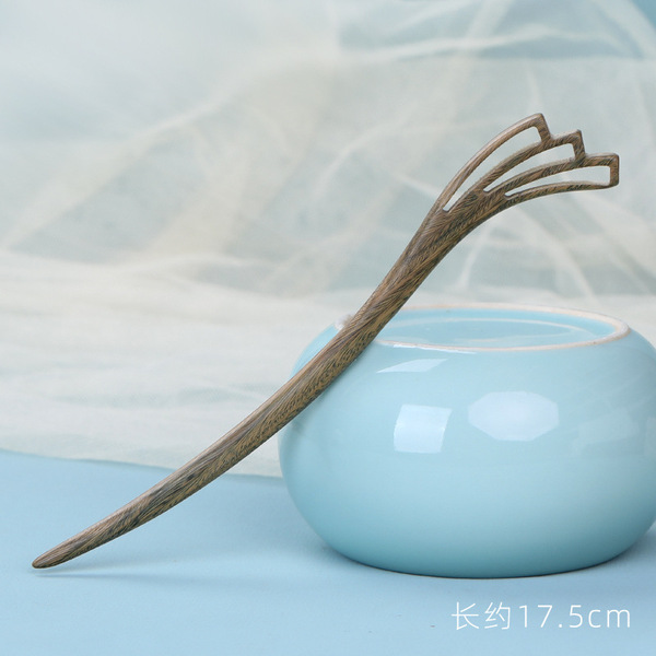 Chinese hairpin green sandalwood