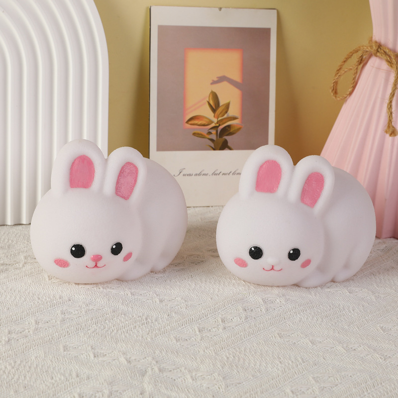 New cartoon night light rabbit vinyl bedside light LED night market stall source manufacturers luminous toys wholesale New cartoon night light rabbit vinyl bedside light LED night market stall source manufacturers luminous toys wholesale