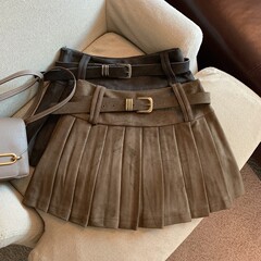 重工美ラドカは鹿のベルベットのスカートの半身のスカートの女性の秋冬のタイプの高い腰のa字の短いスカートの半分のスカートをまねます。