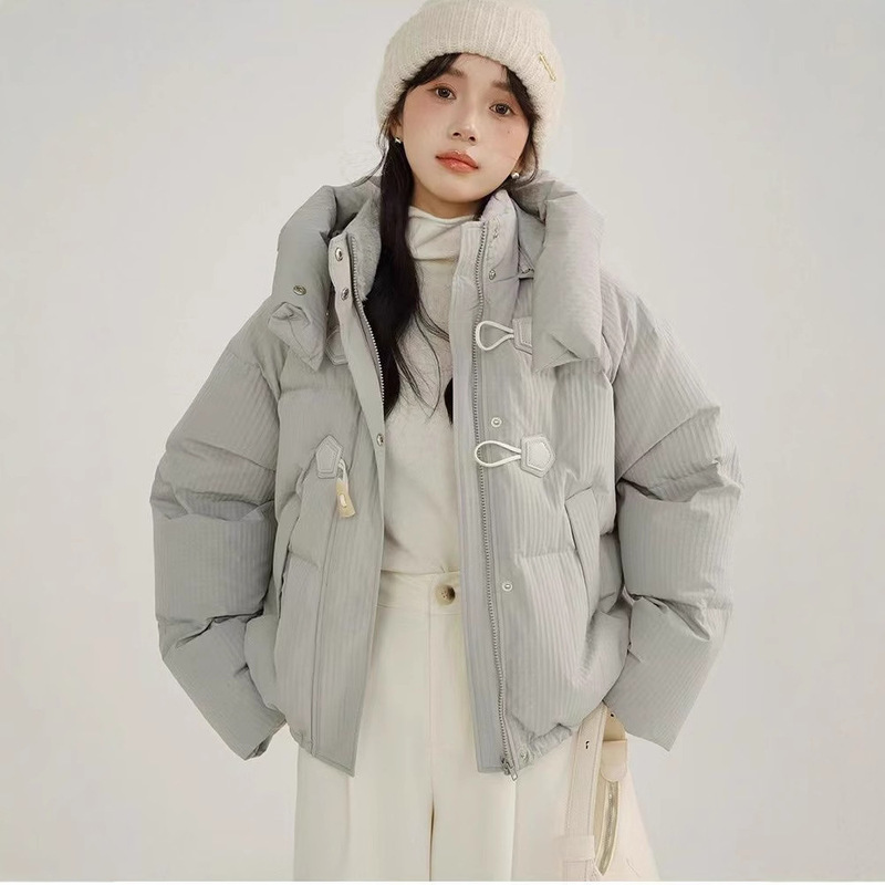 Women's Short Cotton-Padded Jacket, down Cotton Coat for Women, 2024 Winter, Triple Protection, Thickened, Warm, Toggle Button, Petite Size, Trendy and Versatile