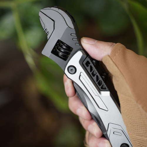 Manufacturer supplies multi-function adjustable wrench repair portable camping multi-purpose adjustable live mouth multi-purpose wrench wholesale