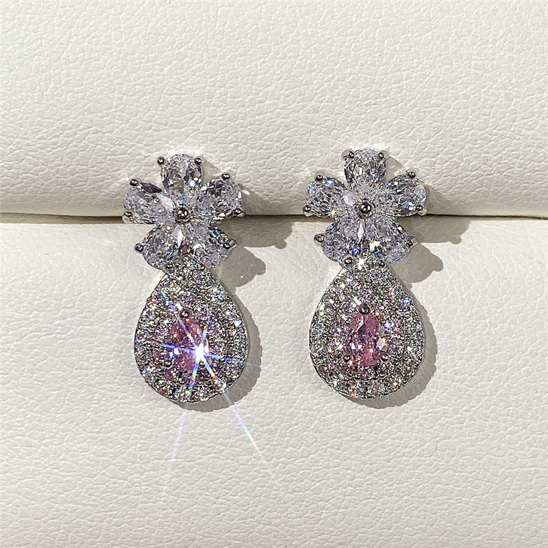 Pendientes largos de corazón rosa estilo flor de lujo_voghion.com