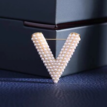 2024���¿���ĸ����Ů�ؿڷ��߹���������ߵ�����С�������ػ�