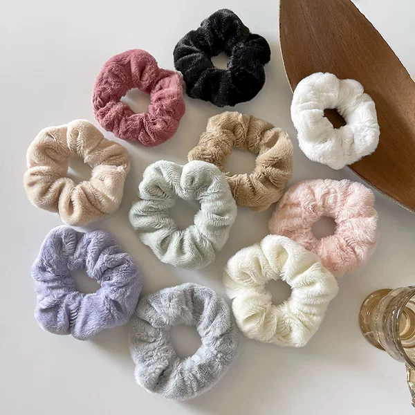 Korean Style Scrunchie Hair Accessories Hair Rope Jk Headwear New Teddy Plush Hairband for Women Autumn and Winter Cute Hair Tie Wholesale