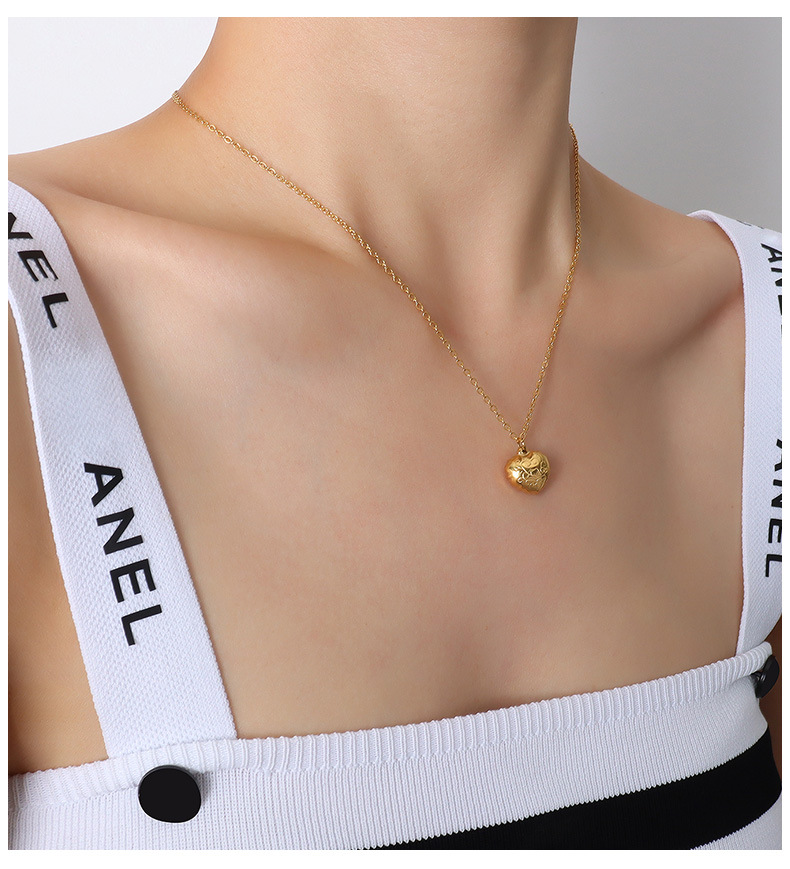 Heart White Shell Pendant Necklace Clavicle Chain Titanium Steel 18K Gold Plated Collar_colorza_4