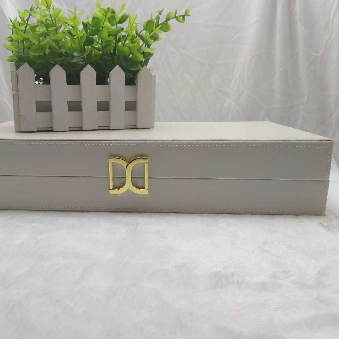 新中式样板房间双D字绒布包装盒扣卡其色PU皮质首饰盒摆件