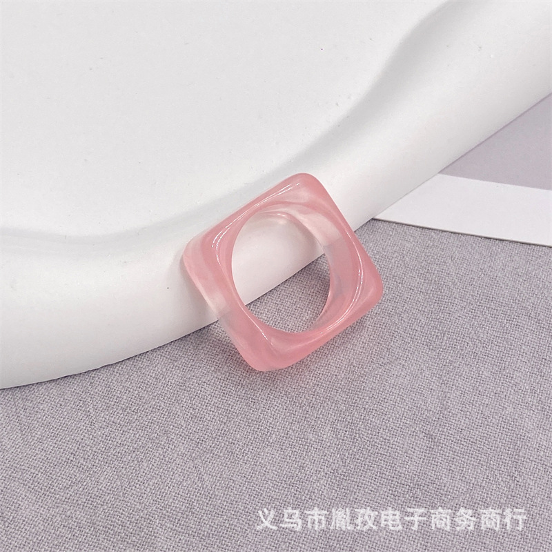 Verano nuevo anillo de resina cuadrado geométrico irregular colorido efecto de nube transparente estilo simple anillo