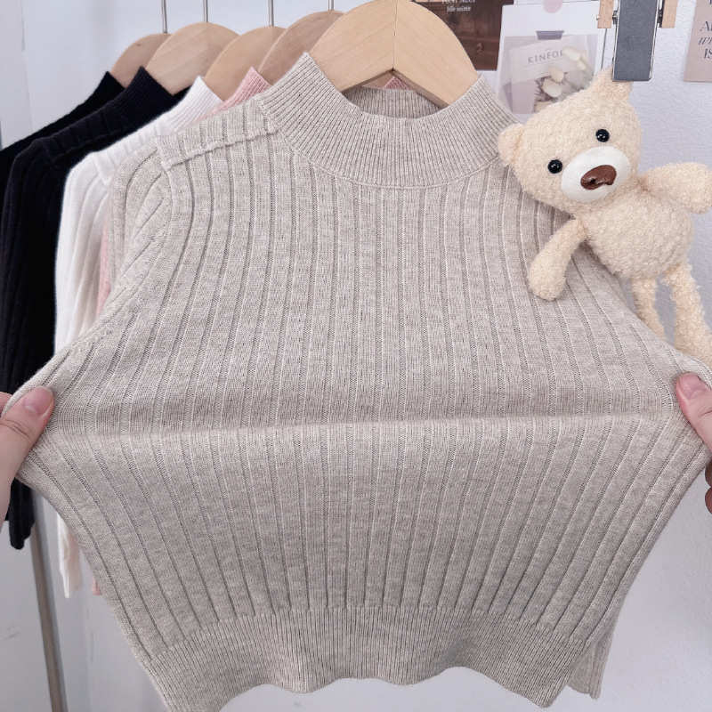Suéter para niñas 2025 principios de otoño nuevo estilo blusa de bebé camisa de fondo invierno cálido suéter de punto para niños de cuello medio alto