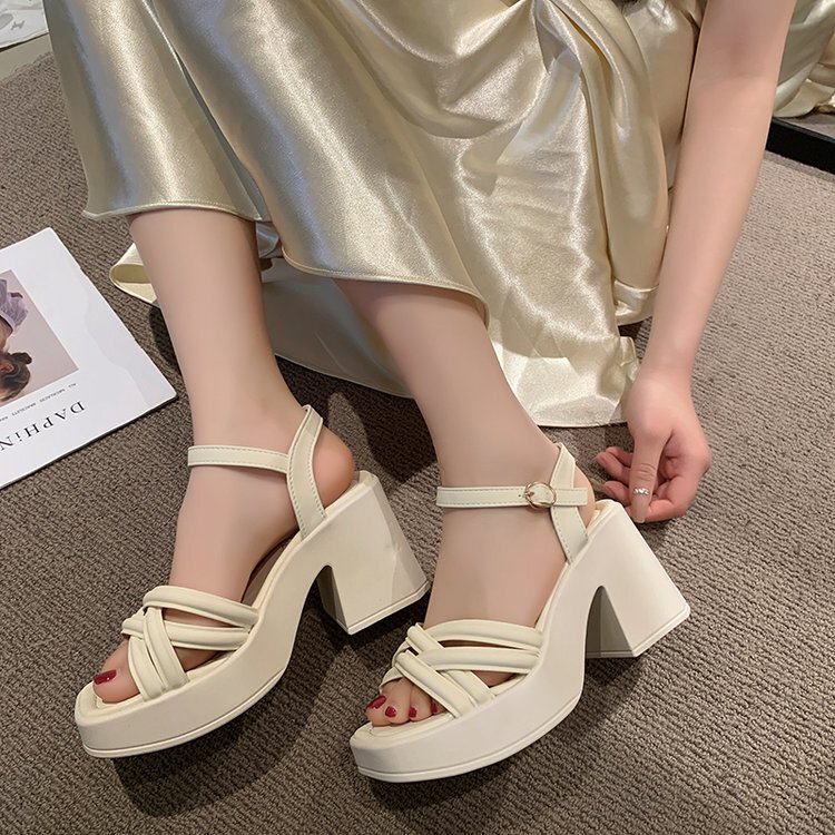 Thick-Soled, Chunky High-Heeled Buckle Fish-Mouth Sandals for Women, 2026 New Style, Single Strap, Korean Version, Suitable for Outdoor Wear, Beach, and Pairing with Dresses Thick-Soled, Chunky High-Heeled Buckle Fish-Mouth Sandals for Women, 2026 New Style, Single Strap, Korean Version, Suitable for Outdoor Wear, Beach, and Pairing with Dresses