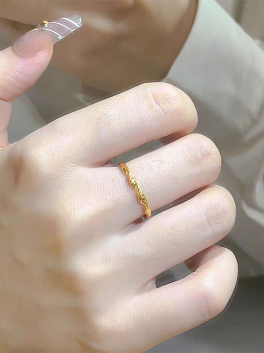 Mobius-ring för dam i förgylld mässing justerbar_voghion.com