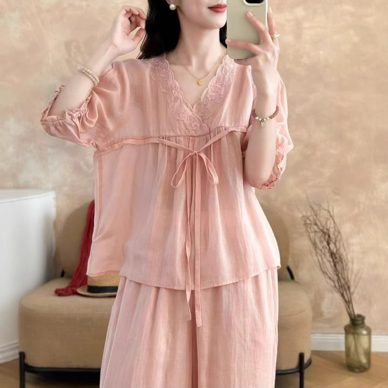 Ramie Blouse with Lace Trim, Sweet and Alluring Style, Versatile Thin Top for Summer, Vacation Wear with a Tie for a Flowy Look