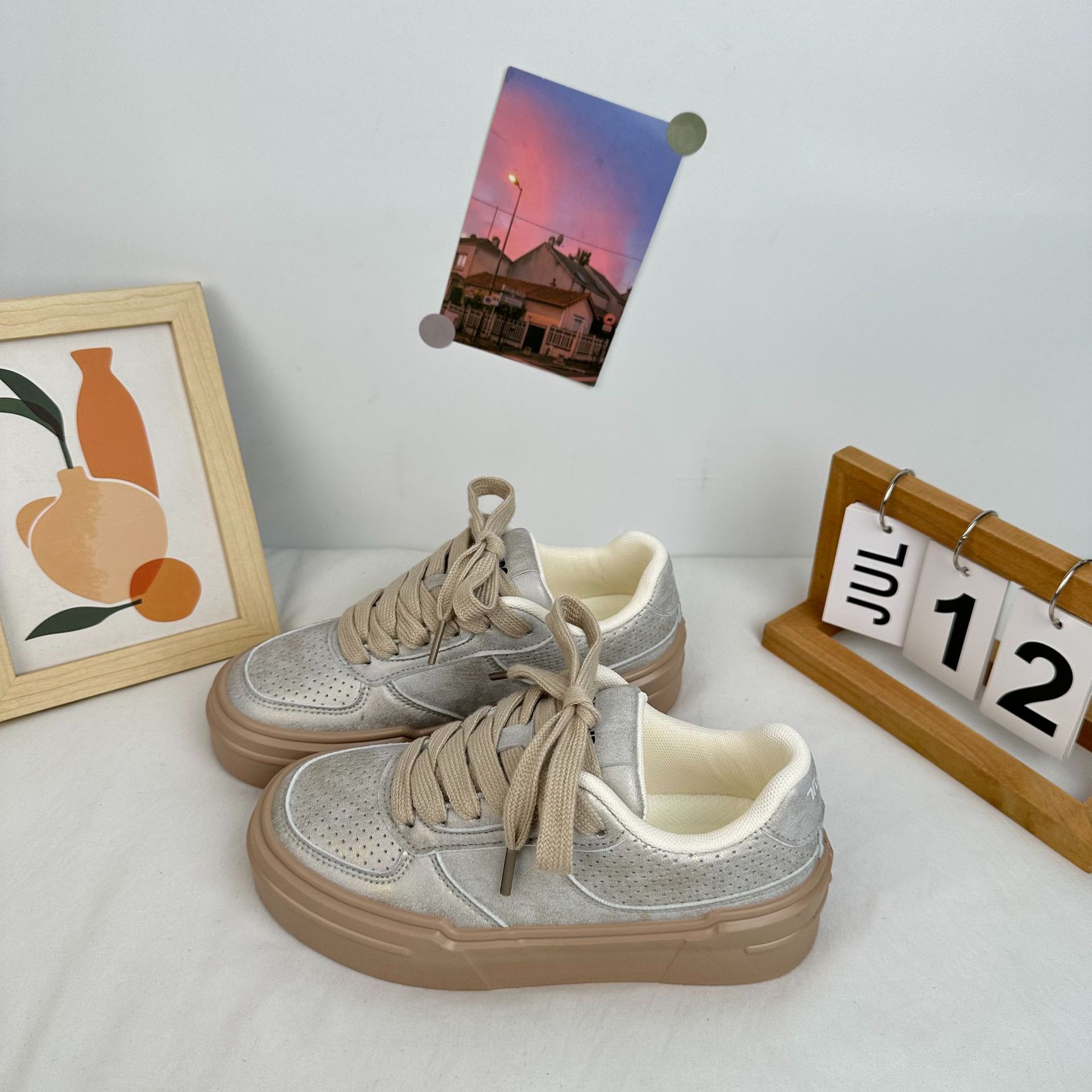 Yuanbo puerto frente a lazos zapatos de skate zapatos deportivos casuales coreanos versátiles zapatos de mujer 2024 nuevos zapatos blancos para mujeres