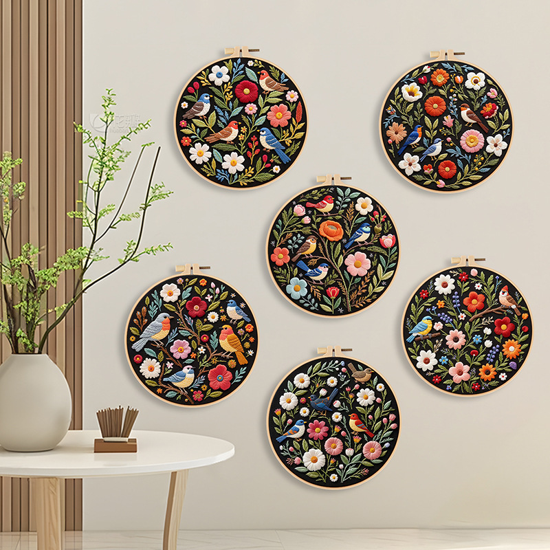 Nuevos productos bordados a mano diy flores y pájaros paquetes de materiales hechos a mano creativos de tela y aguja kits inglés