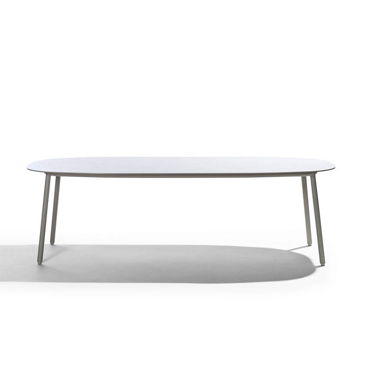 Mesa y silla de cordón al aire libre patio jardín balcón al aire libre mesa de comedor de hotel simple villa combinación silla de caña