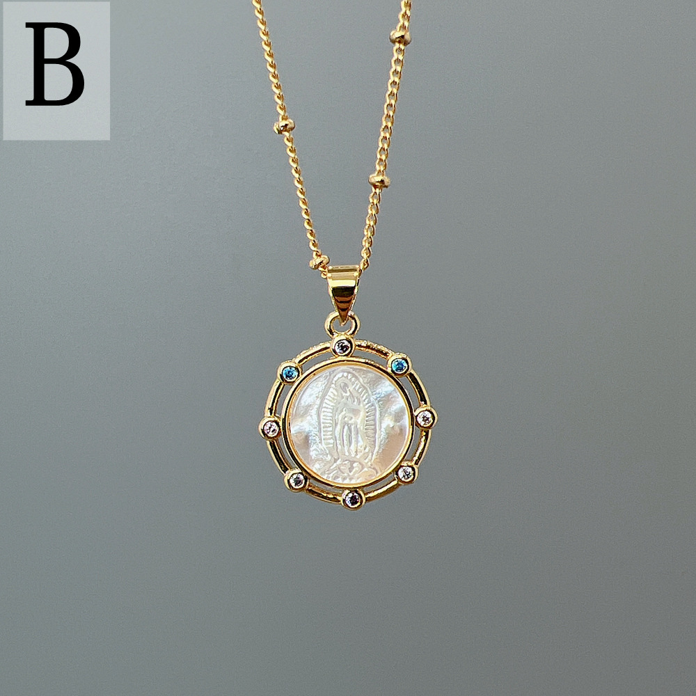 Holiday, Daily Occasion Copper Material Simple Style Classic Style Round Copper Plating Gold Plated Pendant Necklace