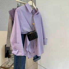 高級感のあるフランスの紫色のシャツの女性2025春秋の服の新型はやせているシャツのinsを現します。