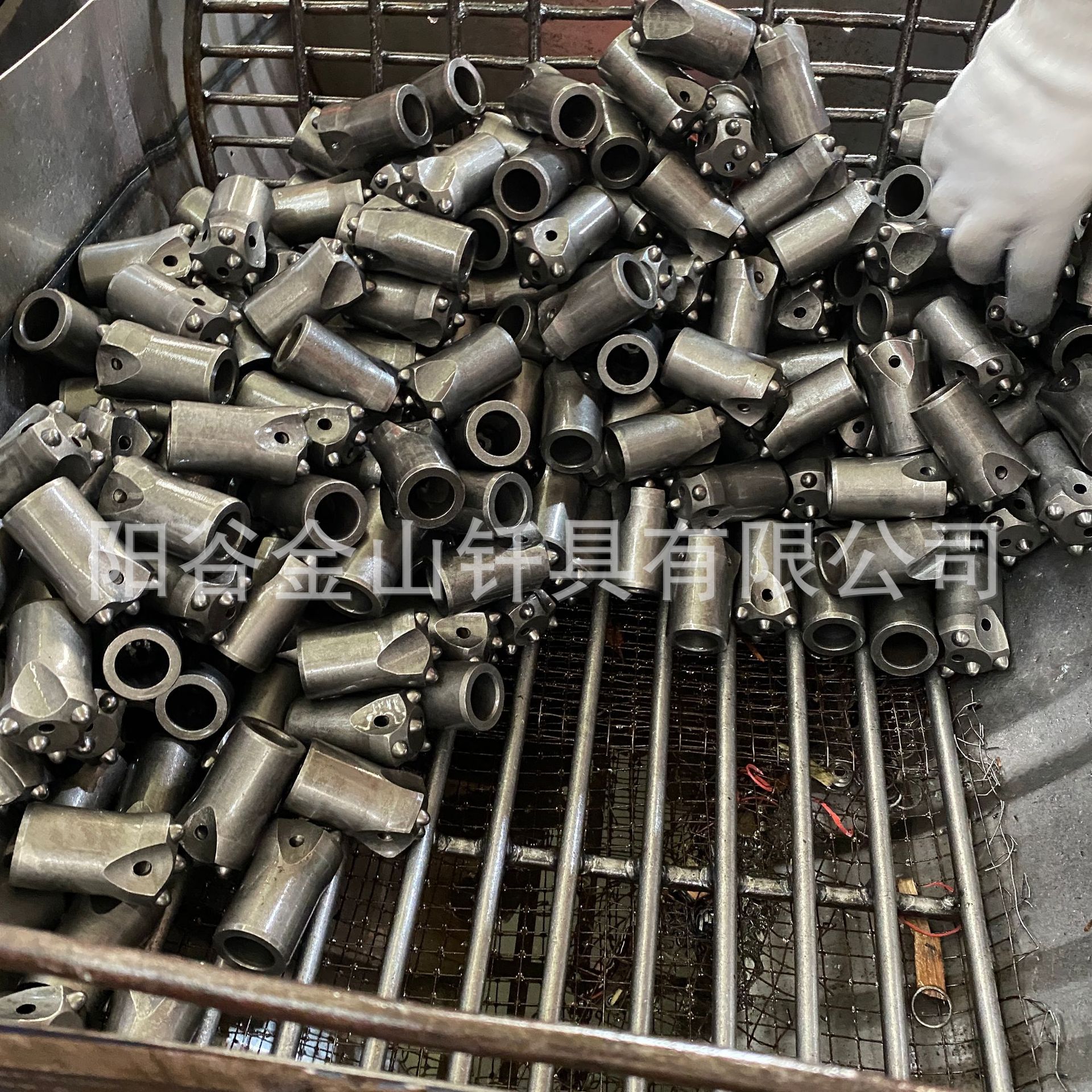 Broca de presión fría en stock suministro de mina de carbón mineral de hierro accesorios de equipos broca triángulo broca de diente esférico