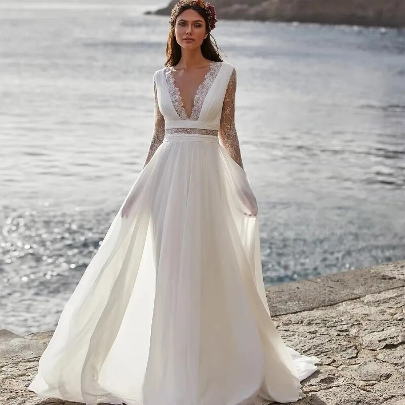 Deep V-neck sleeveless bohemian style wedding dress with a large train, light wedding dress for outdoor seaside travel photography, bridal ceremony dress Deep V-neck sleeveless bohemian style wedding dress with a large train, light wedding dress for outdoor seaside travel photography, bridal ceremony dress
