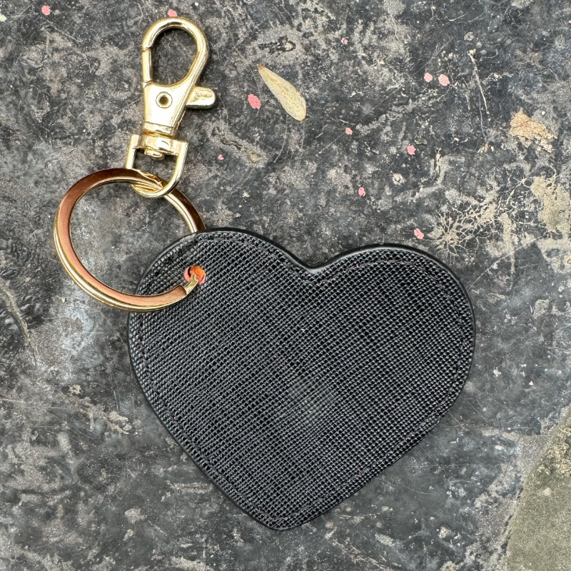 Style Simple Forme De Cœur PVC Faux Cuir Métal Unisexe Fermeture À Boucle De Type Homard Porte-Clés display picture 15
