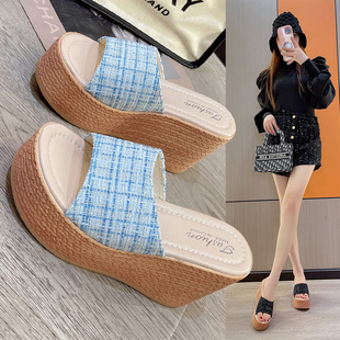 Sandals and slippers women's 2023 Summer new Plaid thick bottom wedge heel large size leisure comfortable large size women's sandals and slippers wholesale