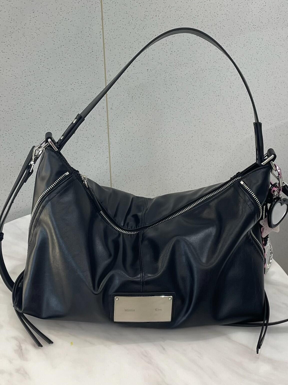 Korean niche brand Matin Kim Black Warrior women's vintage-style large-capacity commuter tote bag and crossbody bag