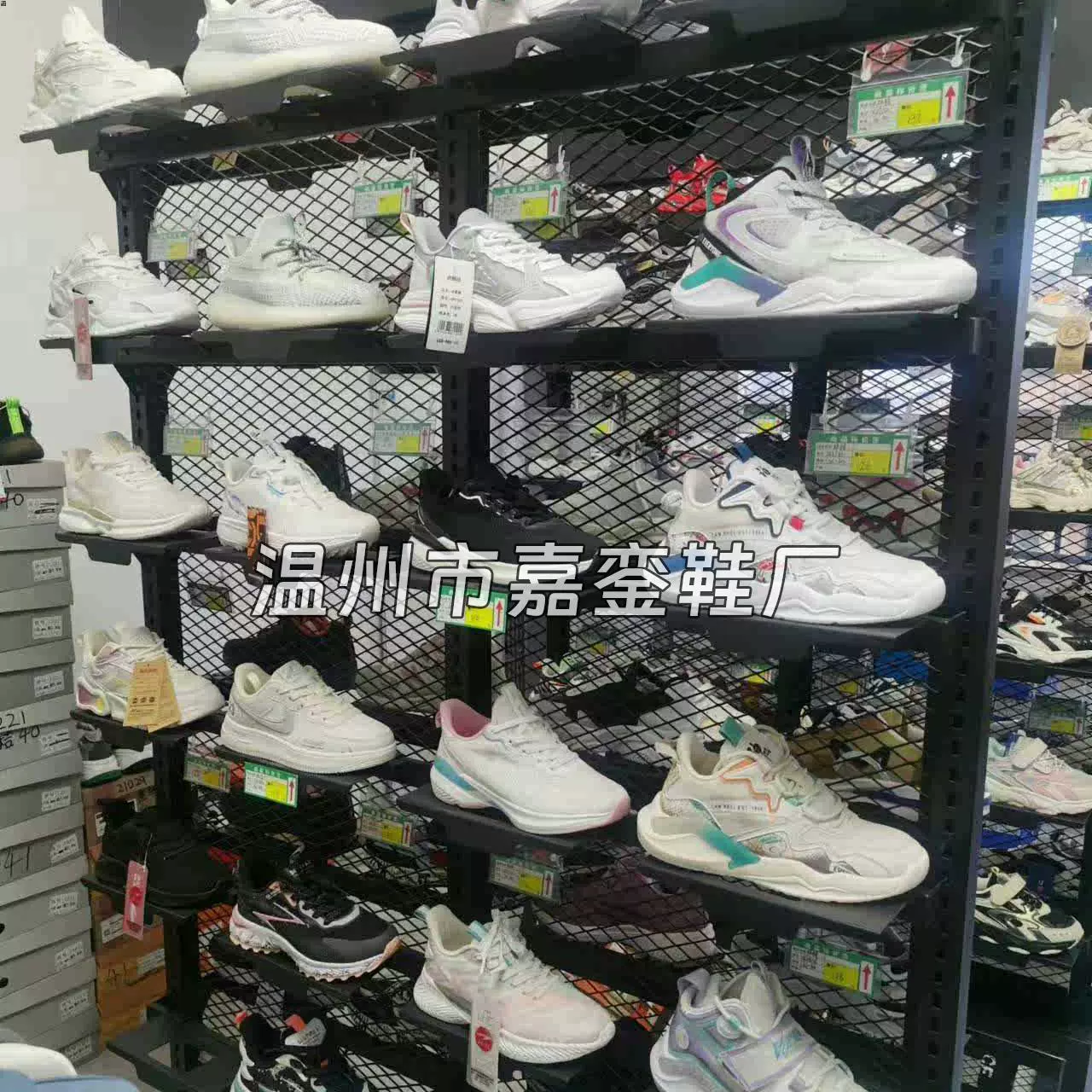 Мужская обувь Putian дышащая и не вонючая летом