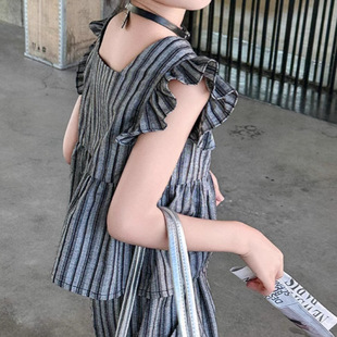 Girls' Outfit 2025 New Summer Casual Striped Flutter Sleeve Doll Shirt for Older Children Versatile Trendy Two-Piece Set