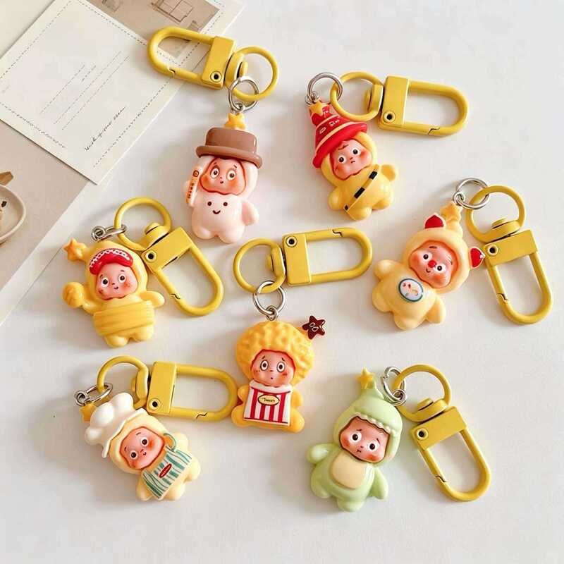 Small cartoon cute star-shaped keychain pendant, creative bag decoration, girl's backpack accessory, suitable for best friends and couples
