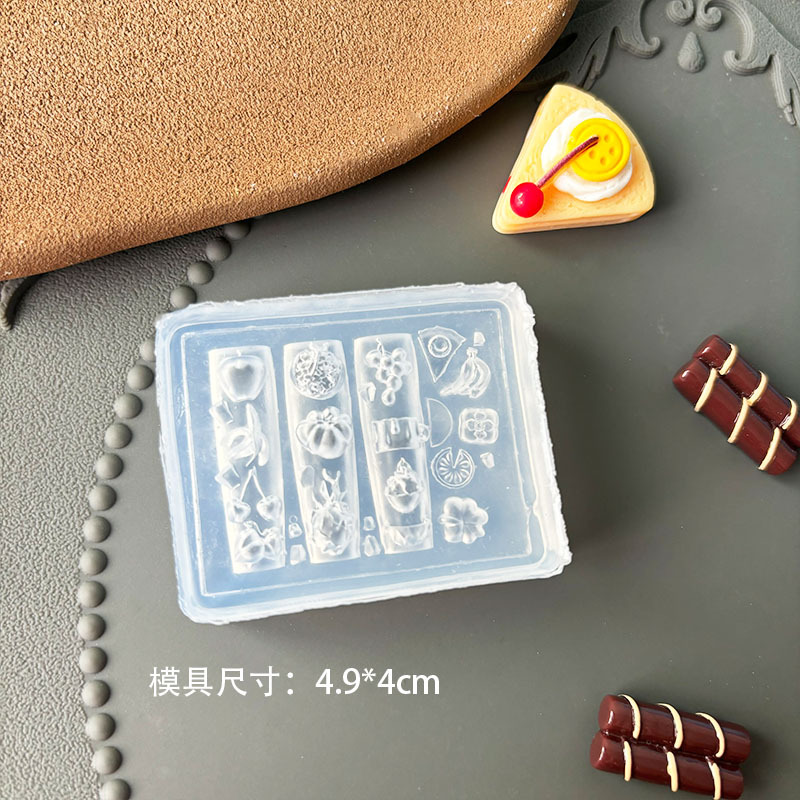 Venta caliente transfronteriza molde de manicura de alta transparencia animal de dibujos animados oso bowknot ramo DIY modelo de manicura en relieve tridimensional