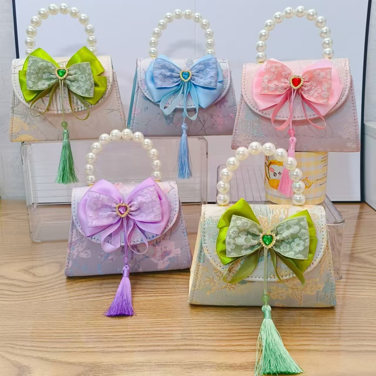 Bolsas de perlas de niñas lindas bolsas de arco de niñas antiguas bolsas de ropa antigua princesa para niños mochila inclinada