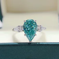 Поколение S925 серебряное позолоченное инкрустированное высокими грушевидными каплями воды с высоким содержанием углерода и бриллиантом женское кольцо особой формы цветной бриллиант простые три бриллианта