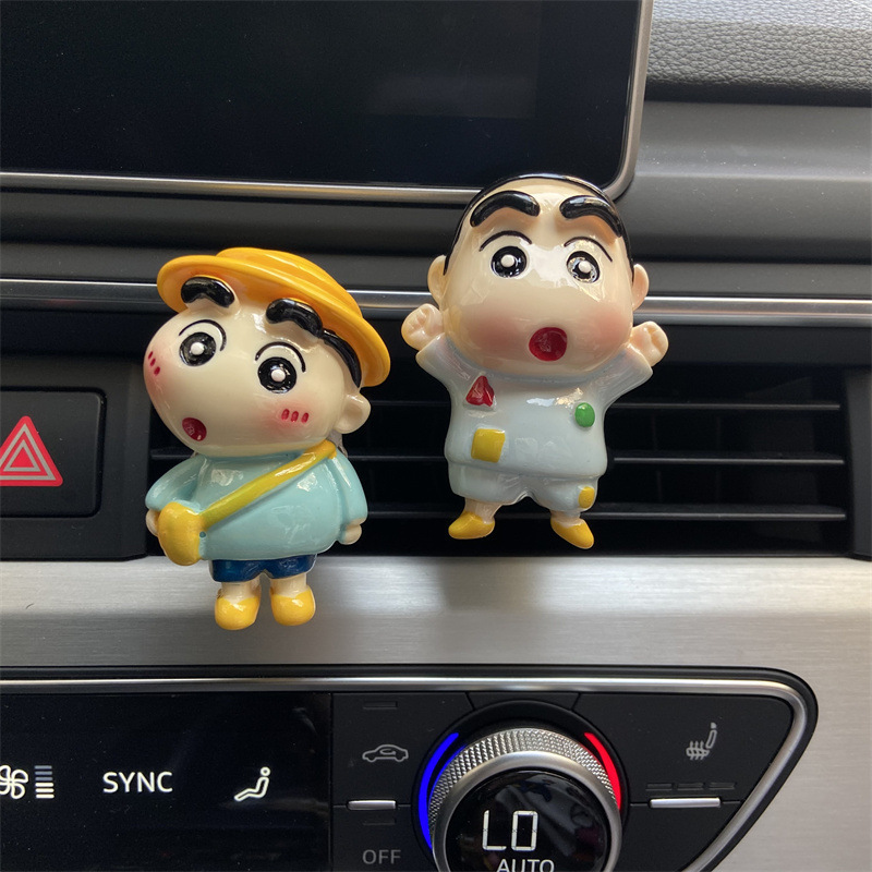 Crayon Shin-chan decoración de salida de aire acondicionado de coche perfume aromaterapia de coche suministros de decoración de coche incienso regalo