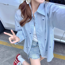 蓝白条纹蝴蝶结刺绣长袖衬衫女早秋中长款衬衣夏季防晒衫上衣跨境