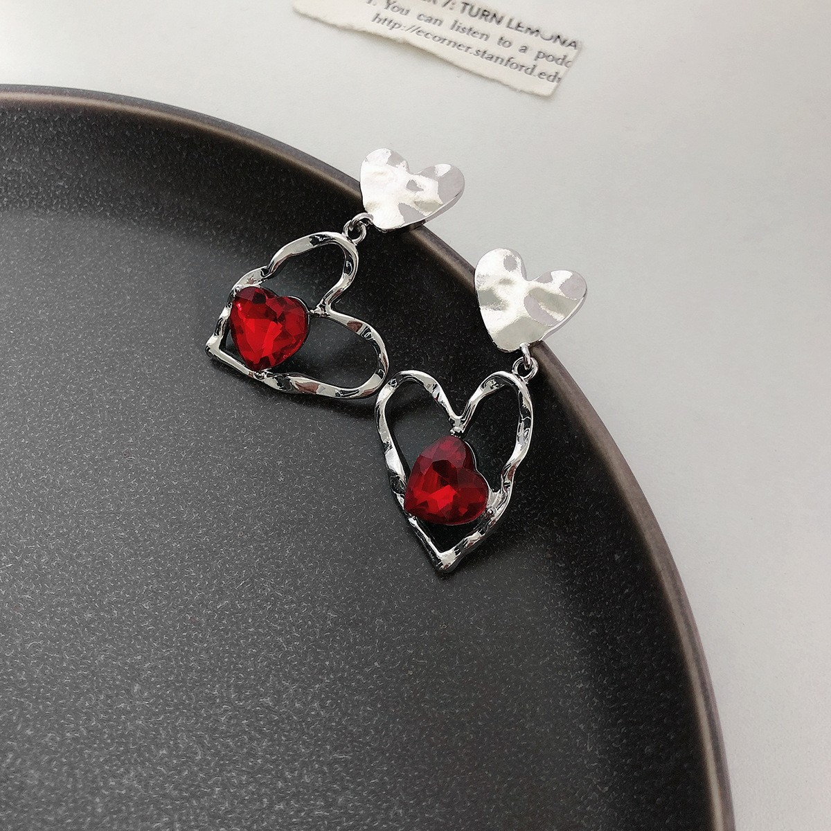 Collier à pompon en forme de cœur rubis Niche Design, inaltérable, style simple et élégant, boucles d'oreilles tendance, légères et luxueuses._voghion.com