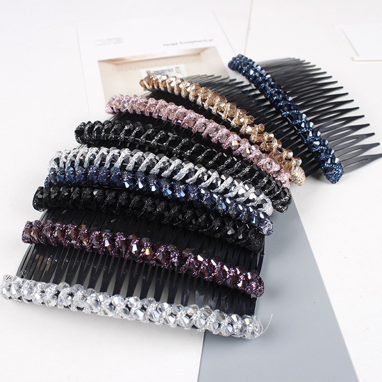 Women's Simple Style Geometric Plastic Rhinestones Insert Comb display picture 3